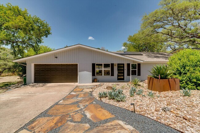 Building Photo - 3206 Cupid Dr