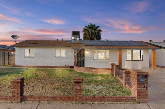 Foto del edificio - 7428 E Carol Cir