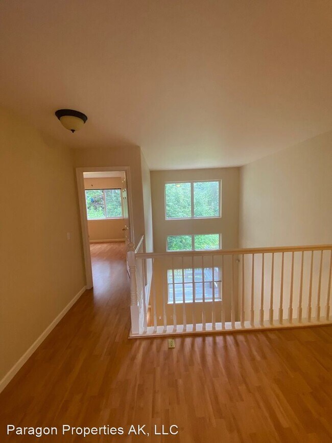 Building Photo - 3 br, 2.5 bath House - 620 E. 76th Avenue #3