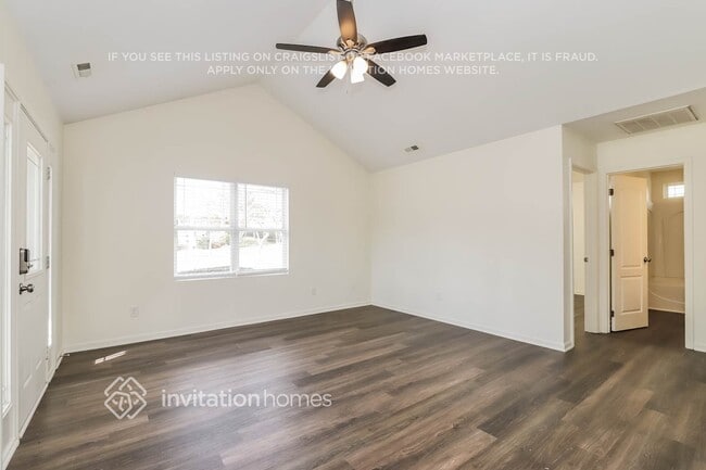 Foto del edificio - 299 Maynard S Dr