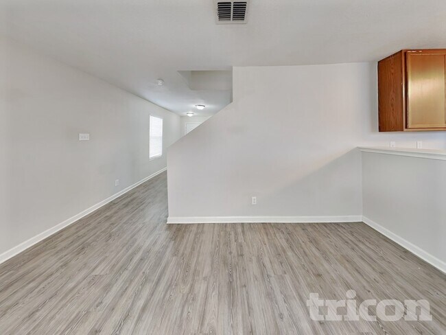 Foto del edificio - 9939 Amber Breeze