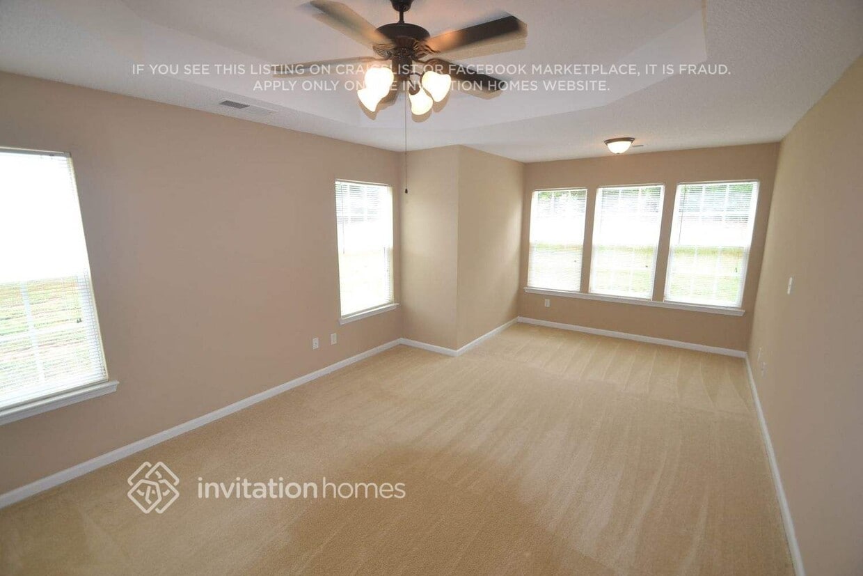 Building Photo - 706 Denise Ct