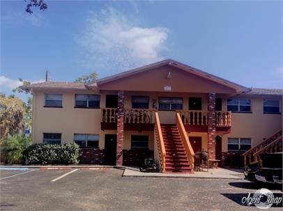 Primary Photo - 2505 Royal Palm Ave