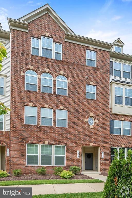 Building Photo - 7548 Brunson Cir