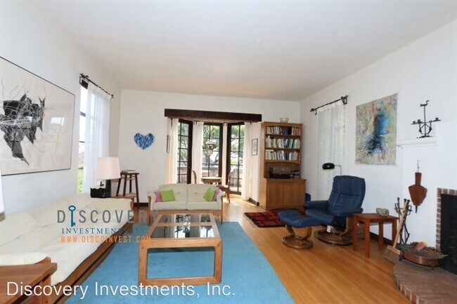 Foto del edificio - 3 br, 2.5 bath House - 1943 Yosemite Road