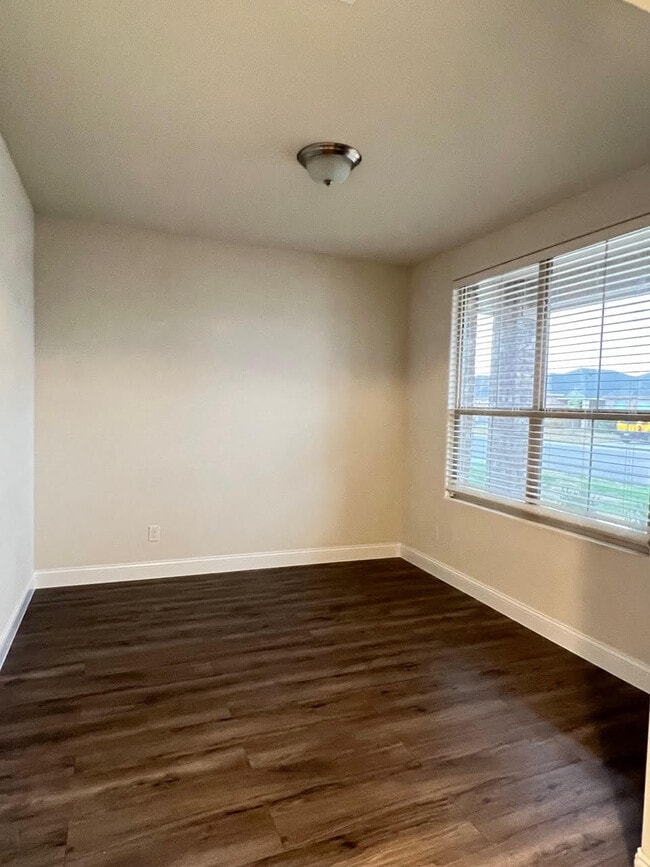 Foto del edificio - 7320 Fossell Ranch Rd