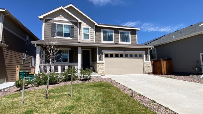 Building Photo - 921 N Vandriver Way