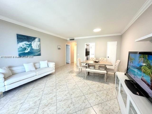 Building Photo - 3505 S Ocean Dr