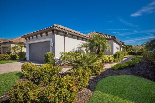 Building Photo - 8720 Bellussi Dr