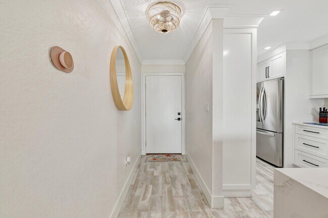 Building Photo - 7420 S Ocean Dr