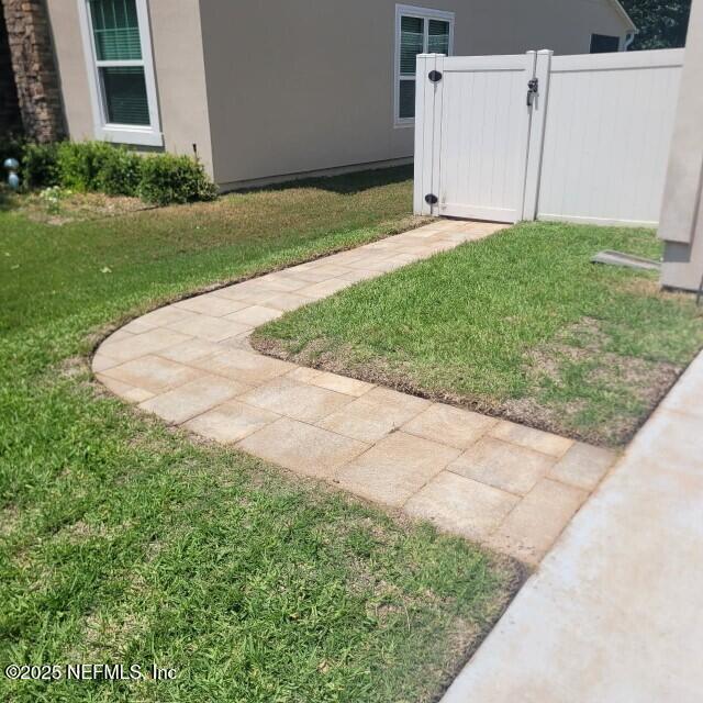Building Photo - 2135 Thorn Hollow Ct