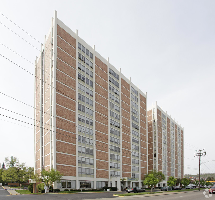 Building Photo - Panorama Apartments