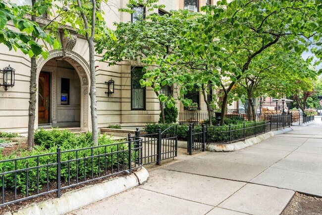 Foto del edificio - 373 Commonwealth Ave