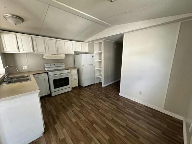 Foto del edificio - 11240 N Northwood Dr