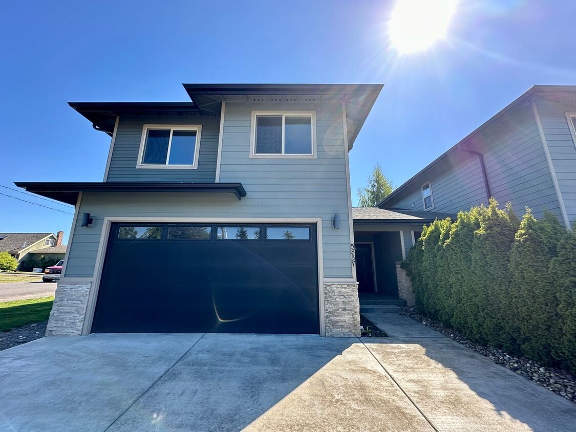 5837 Pioneer Ridge Pl Unit 5837, Ferndale, WA 98248 Room for Rent in