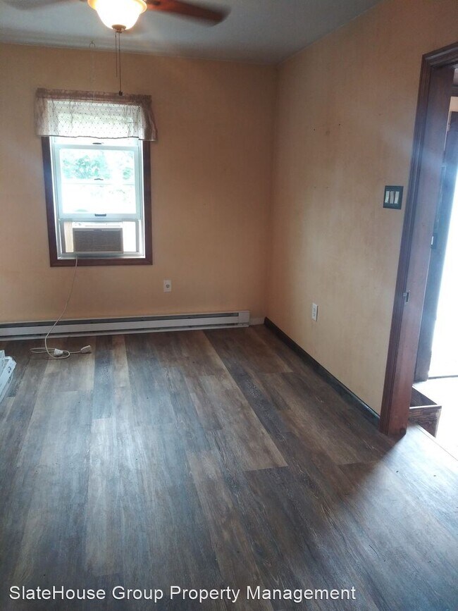Building Photo - 3 br, 1 bath House - 514 Curtis Ave