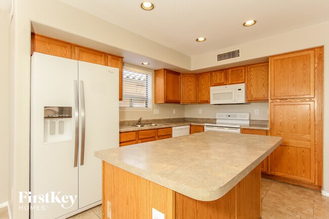 Foto del edificio - 7913 S 45th Ln
