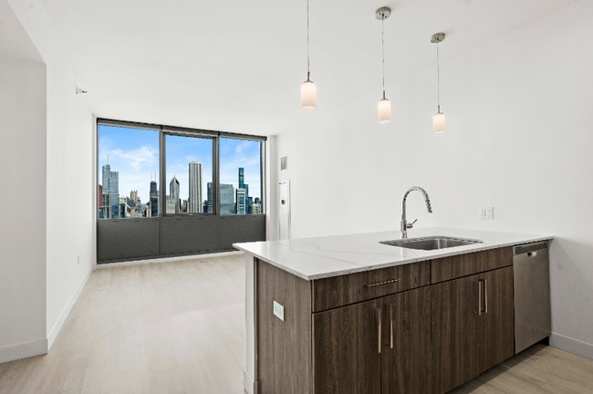 Photo - 899 S Michigan Ave Apartment