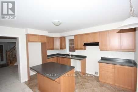 Building Photo - 4 Apple Valley Way