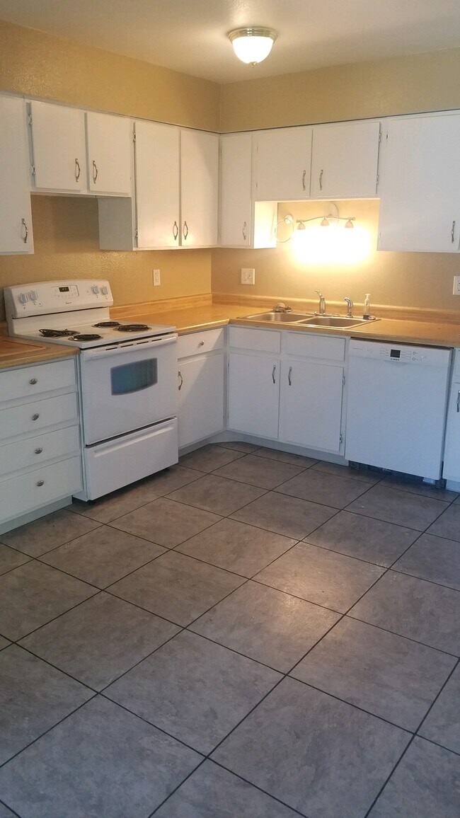 Foto del edificio - 1268 N 18th St