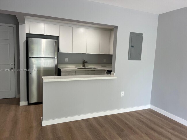 Foto del edificio - 7820 NE Bayshore Ct