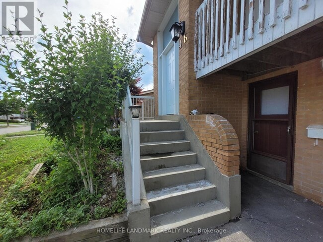 Building Photo - 48 Kennaley Crescent