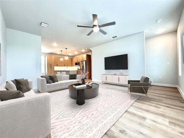 Foto del edificio - 540 Foxglove Rd