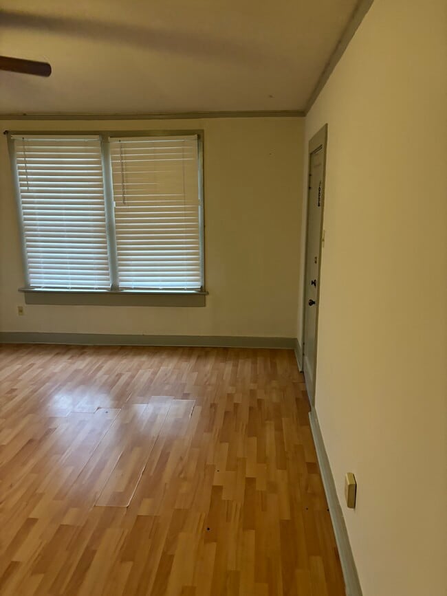 Photo - 861 Arlington Ave Apartment