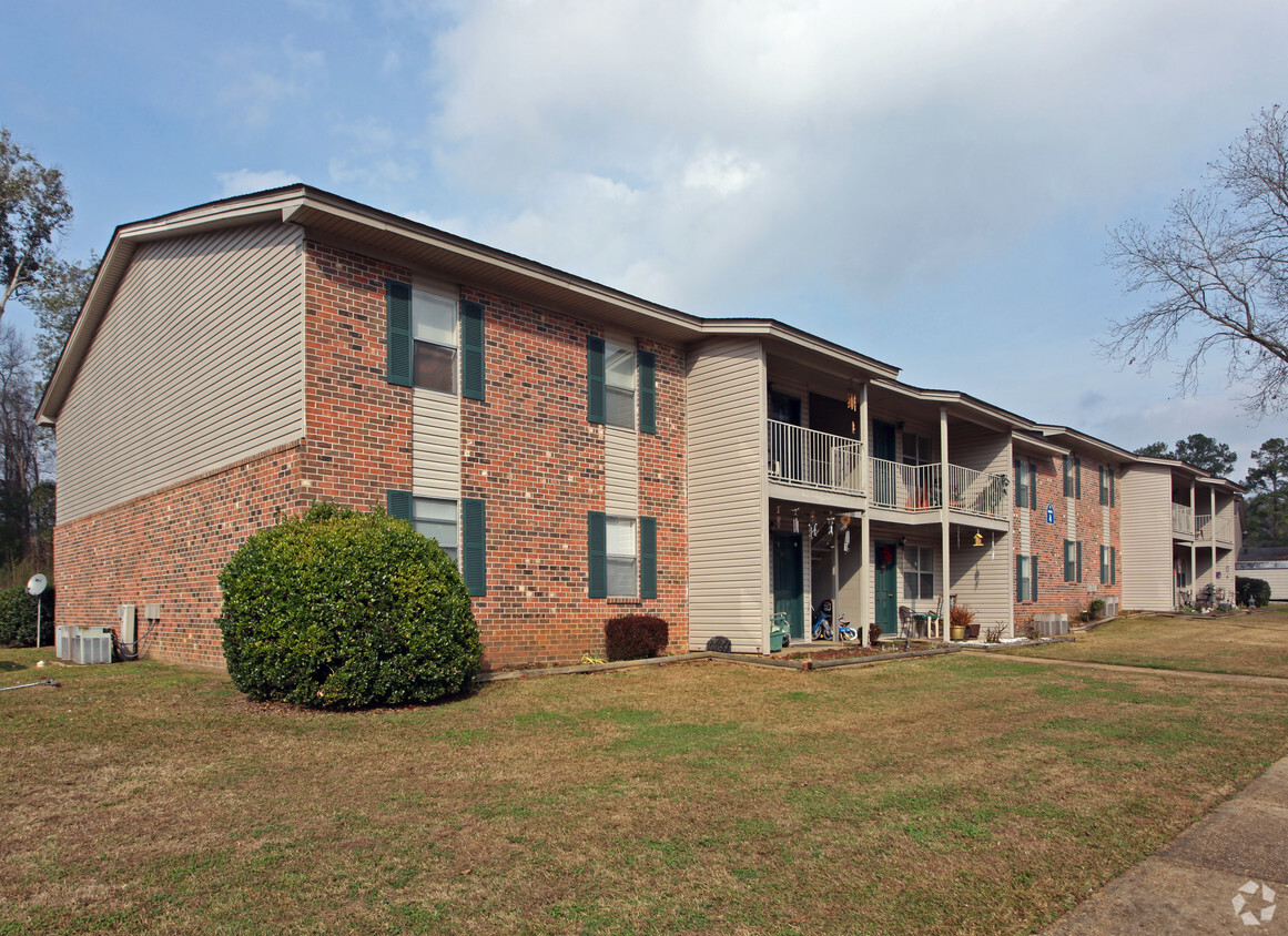 Primary Photo - Bent Creek Apartments