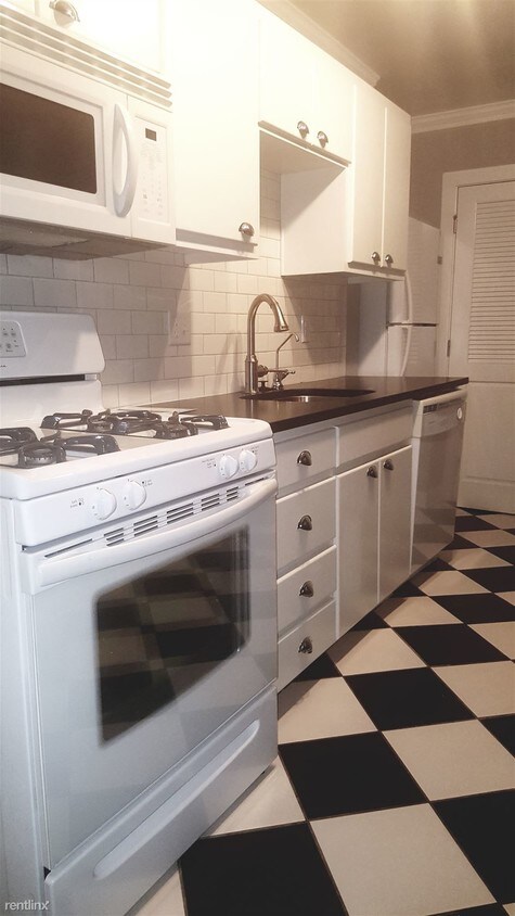 Foto principal - 4528 Broadway St