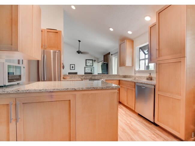 Building Photo - 7911 Countryside Dr
