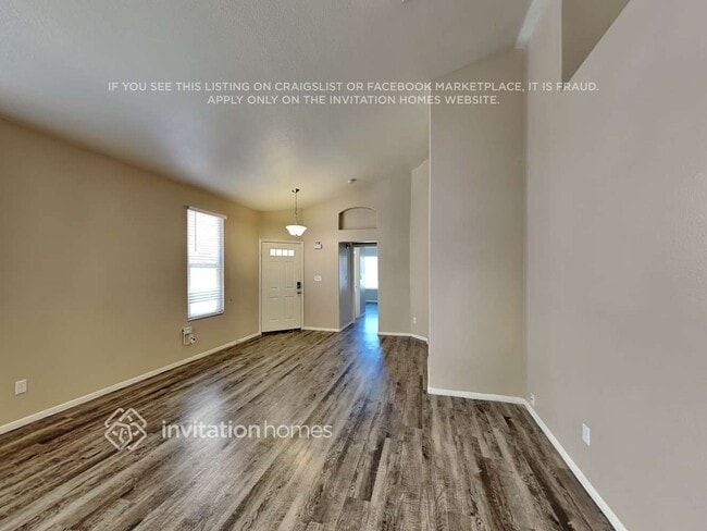 Building Photo - 1707 Talon Ave