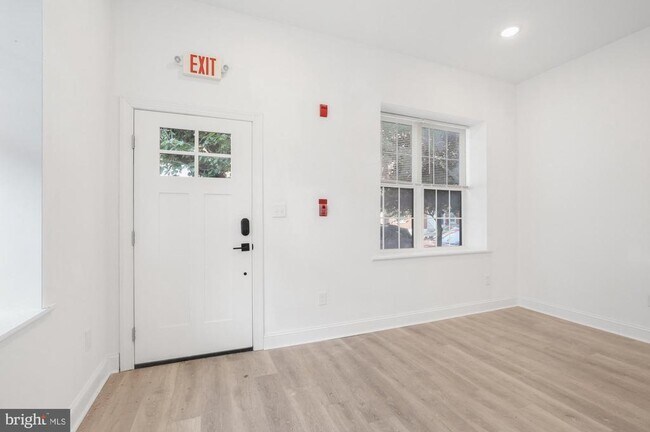 Foto del edificio - 2046 E Huntingdon St