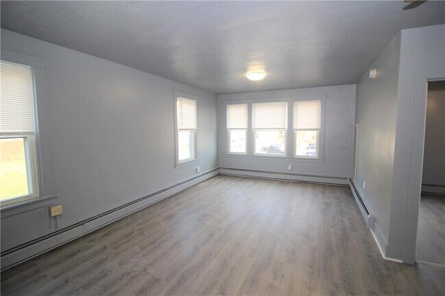 Building Photo - 1107 Mt Royal Blvd