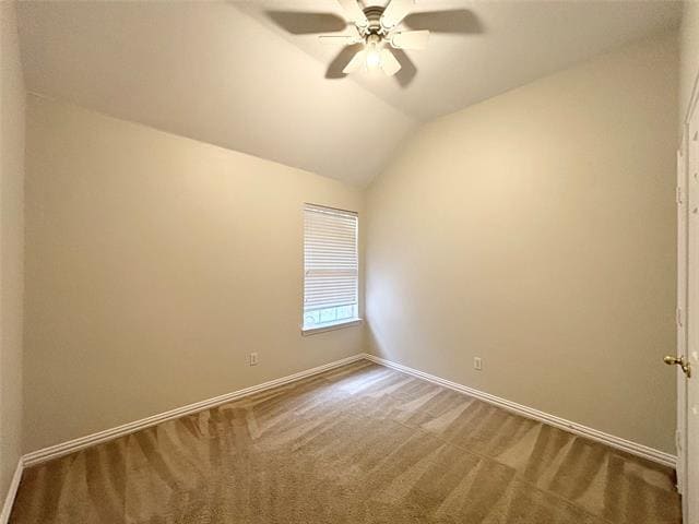 Foto del edificio - 15881 Grove Crest Dr
