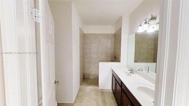 Foto del edificio - 260 NW 109th Ave