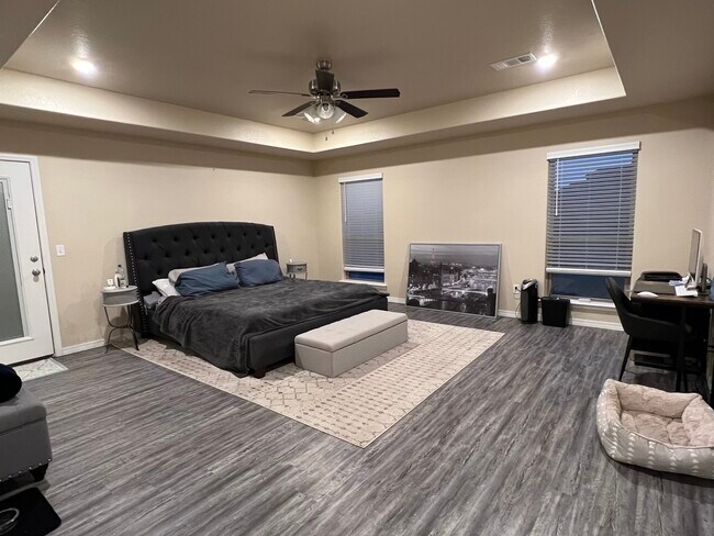 Building Photo - 11501 Sheri Ln