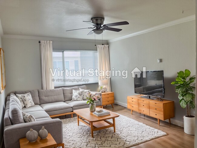 Building Photo - 935 Sheridan St