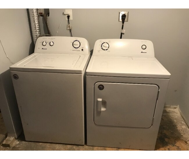 Foto del edificio - 5324 Ready Ave