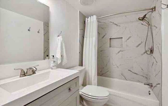 Foto del edificio - 1115 12th St NW