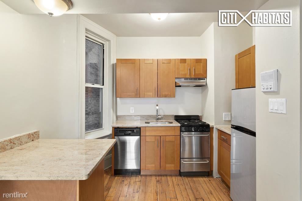 Building Photo - 437 1st St