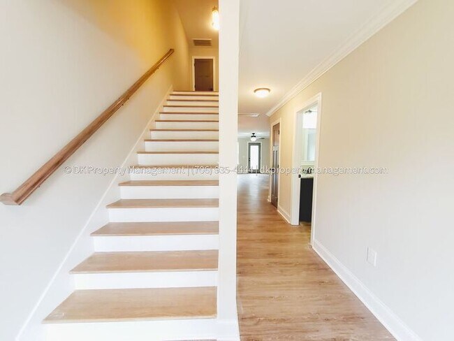 Foto del edificio - 60 Brown Estates Dr