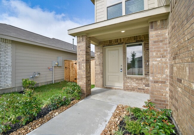 Building Photo - 18546 Cepagatti Dr