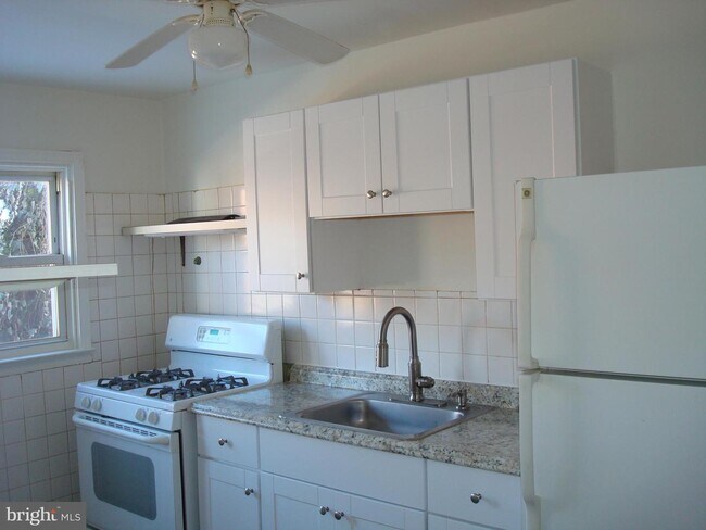Building Photo - 306 Austin Dr