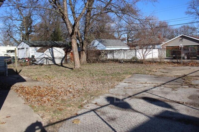 Building Photo - 6843 Idaho Ave
