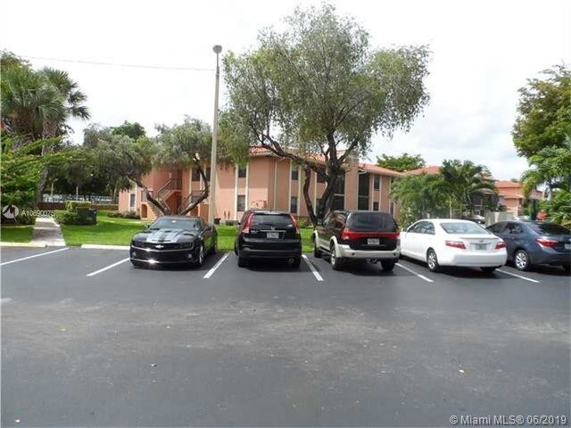 Foto del edificio - 9810 Hammocks Blvd