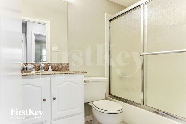Foto del edificio - 3903 Lexington Dr