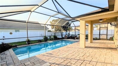 Building Photo - 3450 Manati Ct