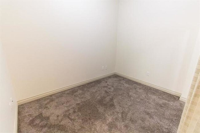 Foto del edificio - 825 W Spruce St
