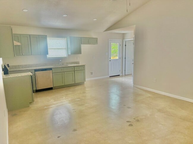 Building Photo - 4508 Chamberlain